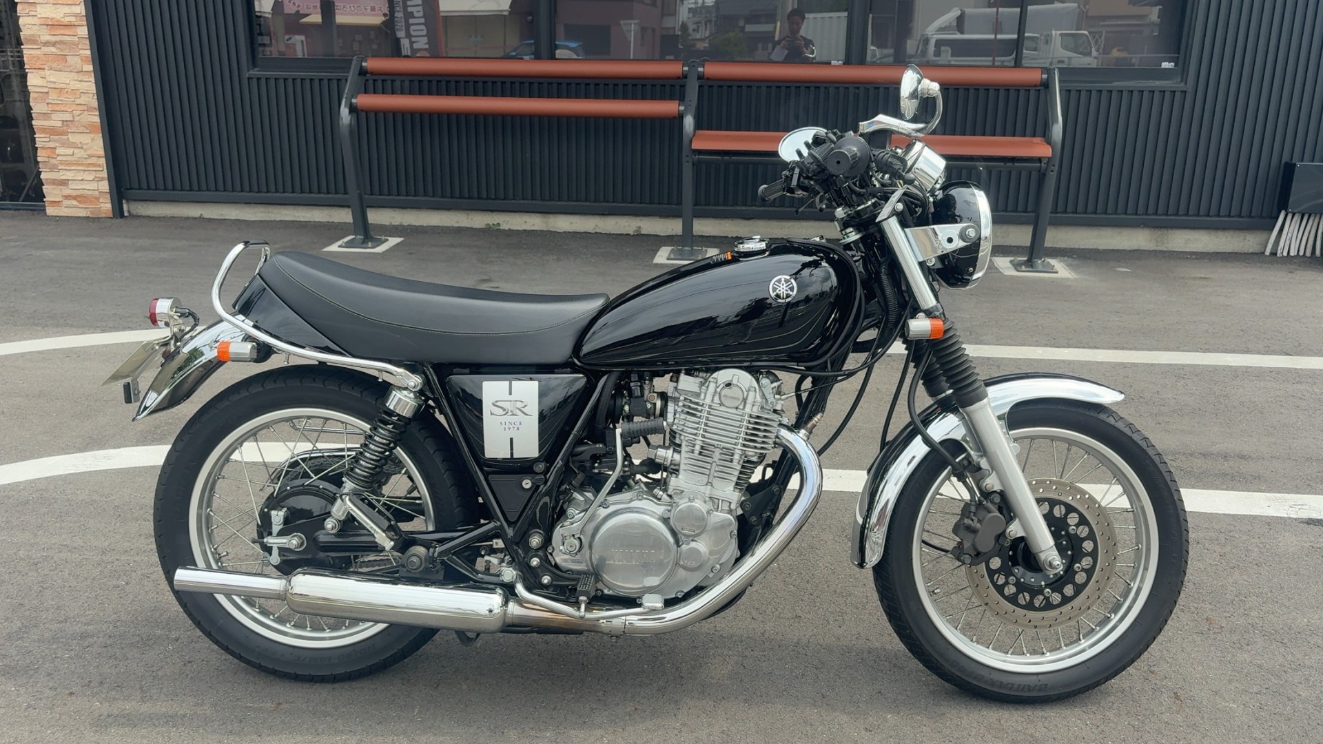 SR400