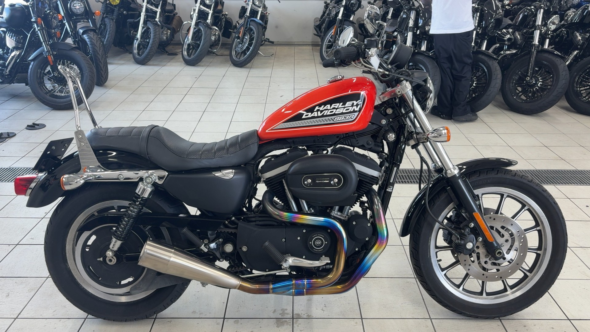 Sportster XL883R