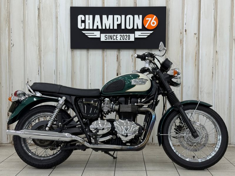 TRIUMPH ボンネビルT100　バーエンドミラー　ＥＴＣ　インジェクション　ＥＴＣ　空冷　並列２気筒