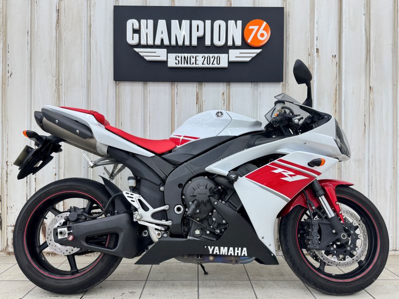 YZF-R1　エンジンスライダー　６速　水冷 